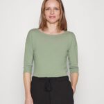 femmes haut à manches longues vert clair 006BT532 Anna Field