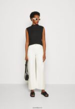 femmes haut noir 006BT502 Anna Field - Image 2