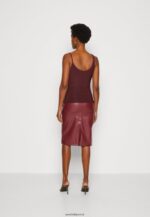 femmes haut rouge foncé 006BT417 Anna Field - Image 3