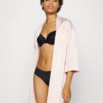 femmes Lot de 2 soutiens-gorge t-shirt en dentelle soutien-gorge à armatures blanc/noir 006BT943 Anna Field