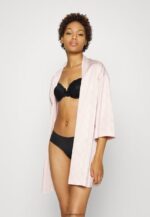femmes Lot de 2 soutiens-gorge t-shirt en dentelle soutien-gorge à armatures blanc/noir 006BT943 Anna Field