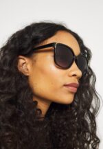femmes lunettes de soleil noir 006BT2675 Anna Field - Image 2