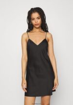 femmes nuisette satin simple nuisette noire 006BT1044 Anna Field