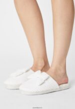 femmes pantoufles blanches 006BT2279 Anna Field