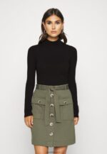 femmes pull noir 006BT833 Anna Field