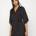 femmes robe de chambre noire 006BT1085 Anna Field