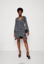 femmes robe de jour noir/multicolore 006BT27 Anna Field - Image 2