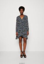 femmes robe de jour noir/multicolore 006BT27 Anna Field