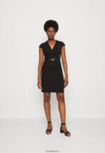 femmes robe droite noire 006BT198 Anna Field