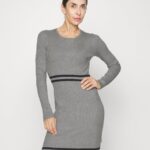 femmes robe pull chiné gris clair/noir 006BT215 Anna Field