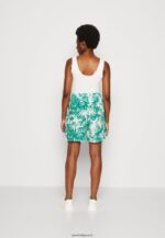 femmes short vert/blanc cassé 006BT861 Anna Field - Image 3