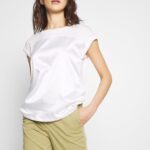 femmes t-shirt imprimé blanc cassé 006BT260 Anna Field