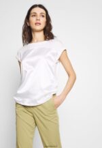 femmes t-shirt imprimé blanc cassé 006BT260 Anna Field