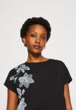 femmes t-shirt imprimé noir 006BT331 Anna Field - Image 4