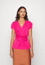 femmes t-shirt imprimé rose 006BT262 Anna Field