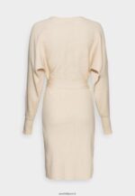 femmes wrap v ausschnitt mini srickkleid mit grtel robe droite blanc cassé 006BT203 Anna Field - Image 2